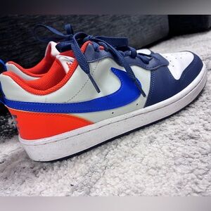Sz. 7Y “Big Boys”Nike Court Borough Navy / Orange Light Silver Hyper Royal